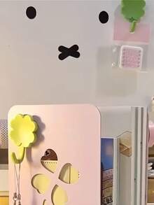 1pc Clover-Shaped Strong Self-Adhesive Hook, Bathroom & Kitchen Wall-Mounted Storage Organizer, Waterproof Removable Damage Free Tape, Suitable For Tile And Glass Walls, Multi-Functional Hook - Multicolor - View 3