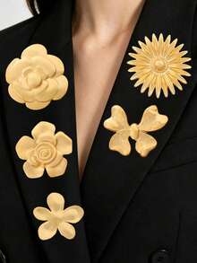 SUPBORA 1pc Gold/Silver Floral Brooch, Vintage Metal Camellia Rose Daisy Bow Flower Lapel Pin, Elegant Minimalist Suit Jacket Dress Decoration Jewelry, Women's Style - Gold and Silver - View 1