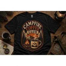Camiseta del Club de Café de Campamento, Camiseta para Amantes del Café en el Campamento, Camiseta de Aventura al Aire Libre, Regalo para Campistas, Camiseta Gráfica Unisex para Senderismo - Negro - Ver 1