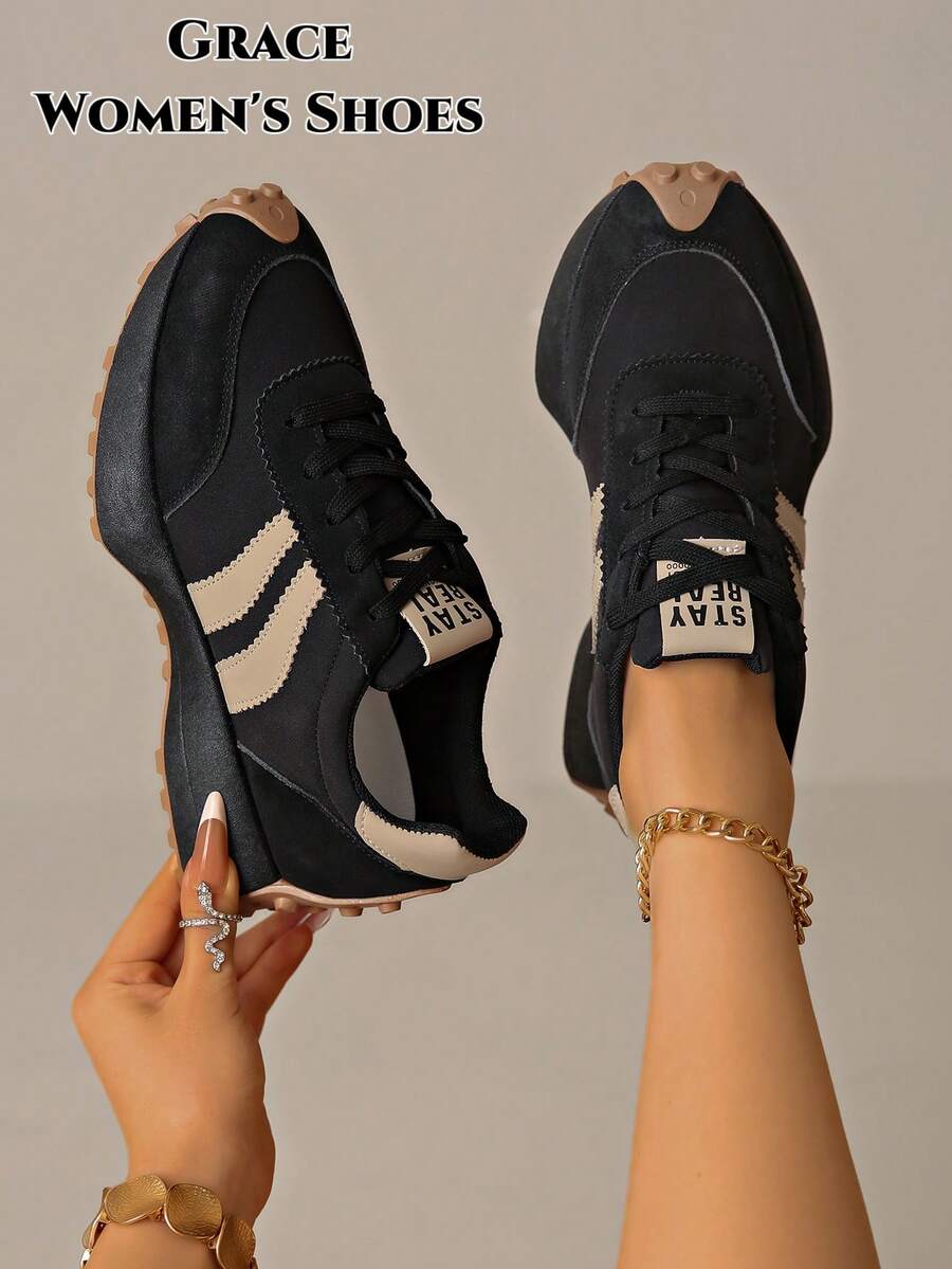 Women's Lightweight Running Shoes, Lace-Up Closure, Multi-Functional Flat Sole, Breathable Stitching Design, Multiple Colors Available, All-Season Outdoor Shoes