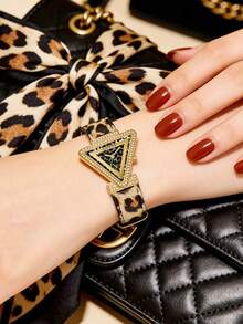 Jam Tangan Mewah Wanita Guess GW0504L3, Casing Emas Mawar, Tali Silikon Merah Muda, Multifungsi, Tahan Air - Emas - View 8