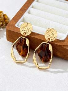1 Pair Vintage Asymmetrical Baroque Pearl Women's Earrings, French Luxury Metal Hammered Asymmetrical Hollow Drop Earrings - Gold + Amber - View 3