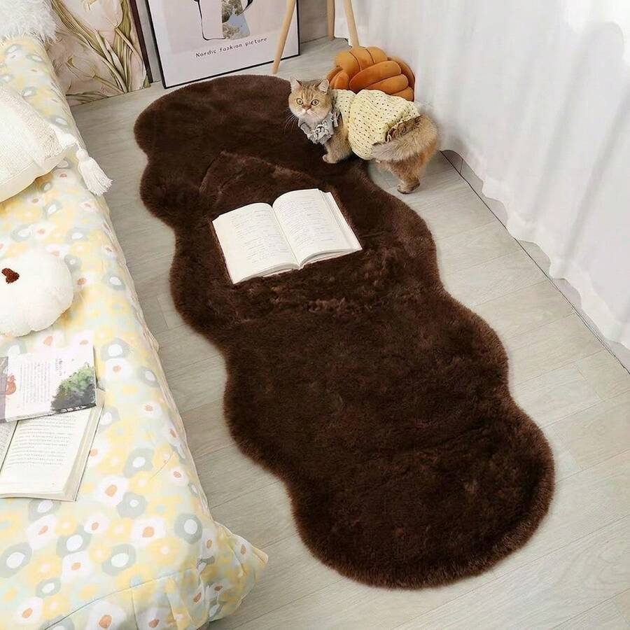 1pc Brown Soft Faux Rabbit Fur Asymmetrical Rug, 1-5cm Cutting Error, Novel Wave Design Bedside Carpet, Suitable For Christmas, Thanksgiving And New Year Decoration, Soft And Skin-Friendly, Living Room, Bedroom, Bathroom Home Decor Rug, Bedroom Carpet, Decorative Carpet, Small Rug, Carpet, Home Decor, Living Room Carpet