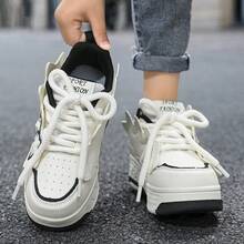 Women's Star Decor Detachable 4-Wheel Roller Shoes, Fashion Thick Sole Athletic Shoes, Suitable For Beginners Daily Play - Black - View 2