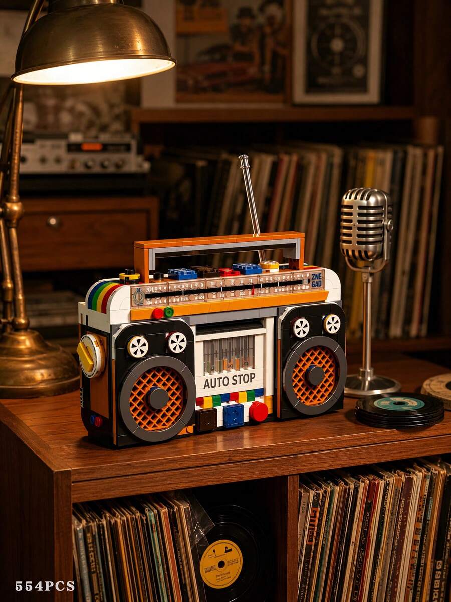 554pcs Vintage Cassette Player Building Blocks, 80s Tape Player Brick Model, Retro Music Home Desktop Decor - Multicolor - View 1
