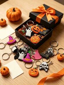 1/2/4pcs Random Halloween Keychains, Halloween Theme Decorative Charms, Perfect Party Favor Fillers, Exquisite Small Gift Keychains, Halloween Cartoon Keychains, Creative Holiday Gift Set, Portable Keychains, Suitable For Party Decoration - Multiple Styles - View 4