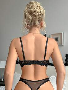 1 Set Women's Black Lace Patchwork Underwire Thin Cup Comfortable Lingerie Set - Black - View 2