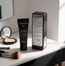 Dior Everlasting Cushion Foundation (Radiant Glow) 0N, 2.7ml - Long-Lasting Hydration, Perfect Coverage, Natural Luminous Finish, Comfortable Wear All Day - 0N - View 7