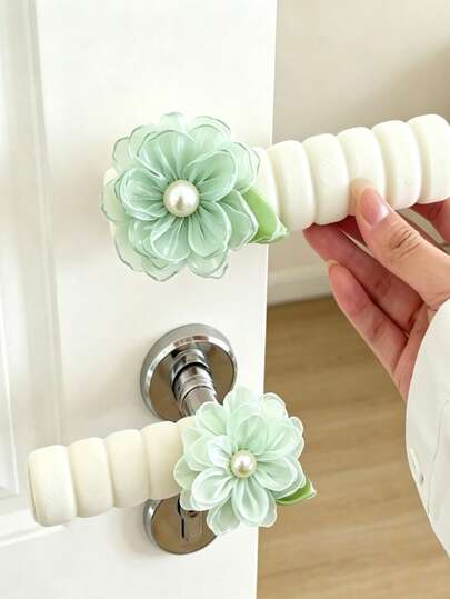 French Fabric Floral Door Handle Cover, Luxury Faux Pearl Door Handle Sleeve, Soft Anti-Collision Door Handle Wrap, Noise-Reducing Anti-Freeze Handrail Protector, Removable And Reusable Home Door Handle Decoration, Suitable For Indoor Home Decor, Cute Home Gift For Friends, Neighbors, Teachers, Classmates, Best Friends, Perfect Gift For Back To School, Teacher's Day, Christmas, Vacation Home Decor Gift, Sweet And Beautiful Indoor Home Decor