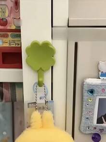 1pc Clover-Shaped Strong Self-Adhesive Hook, Bathroom & Kitchen Wall-Mounted Storage Organizer, Waterproof Removable Damage Free Tape, Suitable For Tile And Glass Walls, Multi-Functional Hook - Multicolor - View 4