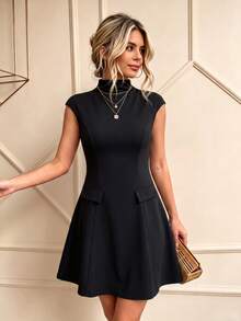 Women's Solid Color Round Neck Short Dress, Elegant Minimalist Solid Color Stand Collar Dress, Spring/Summer - Black - View 1