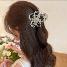 Women's Floral Claw Clip Hair Accessory, Delicate French Sweet Style Back Of Head Flower Shark Hair Clip - Pearl Flower Claw Clip - View 1