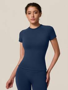TimeOff Women's One Set Solid Color Seamless Round Neck Short Sleeve Ribbed Waist Mid-Length Pants Sports Set - Navy Blue - View 8