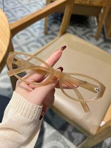 1PC Women's New Small Oval Frame Plain Lens Glasses, Vintage Style, Face-Flattering, Fashionable & Versatile, Suitable For Daily Wear, Home, Selfies, Commuting, Online, Office, Computer, Phone, Reading, Gaming - Clear - View 3