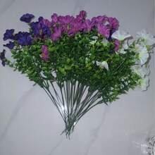 30 piezas/24 piezas/12 piezas/3 piezas Flores artificiales de plástico para exteriores, plantas falsas resistentes a los rayos UV, campanilla multicolor, adecuadas para decoración de jardín, porche, cestas colgantes de primavera/verano, regalos de Navidad - Multicolor - Ver 11