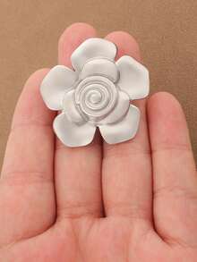SUPBORA 1pc Gold/Silver Floral Brooch, Vintage Metal Camellia Rose Daisy Bow Flower Lapel Pin, Elegant Minimalist Suit Jacket Dress Decoration Jewelry, Women's Style - Gold and Silver - View 13