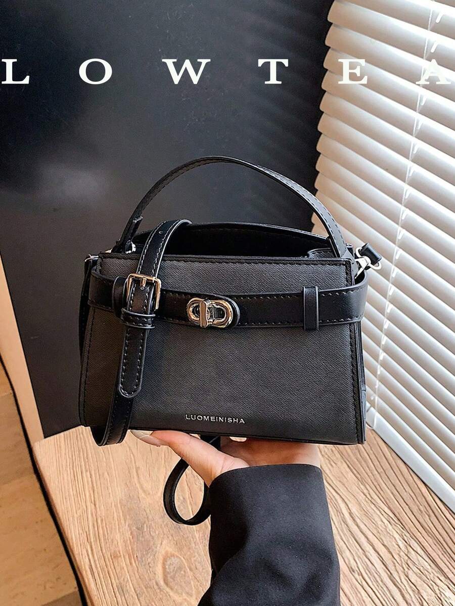 low tea New Summer Women's Handbag, Fashion Adjustable Shoulder Strap Crossbody Bag, Minimalist Solid Color High-End Metal Decor Shoulder Commuter Bag