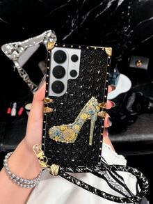 1pc Black Hot Stamping Foil + 3D Raised Spot UV With Holographic Glitter Heart Pattern Anti-Drop Fashion Phone Case Rectangular, With Black Wrist Strap, European And American Style, Large Camera Hole, Luxury, Valentine's Day Gift, Shockproof Compatible With Apple Compatible With IPhone 17promax/17/16 15 14 13 Promax/15 14 Plus/Compatible With Samsung Compatible With Galaxy S26Ultra/S26 Plus/S26/S25 S24 S23 S22 Ultra/S25+FE/A57/A56/A37/A36/A17/A16 - Black Gold Foil Embossed Glitter + Wrist Strap - View 5