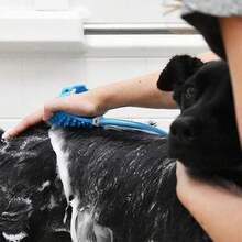 Pet Bath Sprayers & Brushes - View 5