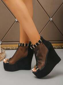 Sandal Wedges Wanita Ukuran Plus dengan Jala, Dekorasi Logam, Resleting Belakang, Ujung Terbuka, Model Tinggi, Gaya Punk, Sandal Wedges Hak Tinggi Sol Tebal Hitam untuk Musim Panas - Jaring hitam - potongan logam persegi panjang kecil - View 6
