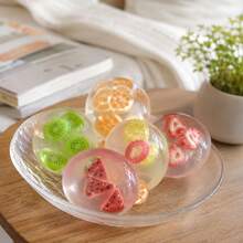 1 Peça Peça Brinquedo de Apertar com Formato de Fruta de Reação Lenta para Alívio do Estresse, Textura Macia e Elástica, Apertar Repetidamente Libera Efetivamente o Estresse e Acalma as Emoções, Estilo e Cor Aleatórios, Tamanho Compacto para Fácil Armazenamento, Adequado para Casa, Escritório, Mesa de Sala de Aula como Decoração, Também como Pequeno Presente Criativo para Aniversário, Halloween, Natal - Multicolorido - Visão 6