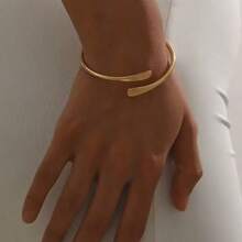 1pc Women's Plain Flat Cuff Bracelet, Adjustable Open Bangle, Vintage Classic Versatile Minimalist Design, Luxury Fashion Elegant Style - Gold - View 1