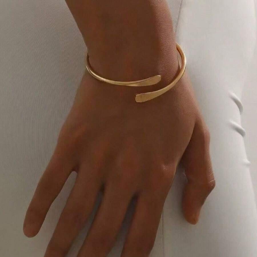 1pc Women's Plain Flat Cuff Bracelet, Adjustable Open Bangle, Vintage Classic Versatile Minimalist Design, Luxury Fashion Elegant Style - Gold - View 1