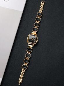 Women's Square Rhinestone Dial Digital Scale Quartz Bracelet Watch + Square Rhinestone Bracelet (2pcs/Set) Watch Box Not Included - Black - View 11