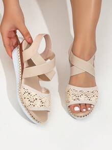 Sandalias de cuña con plataforma, suela gruesa de cuerda, tacones altos, estilo casual de vacaciones, correa ajustable, ajuste ancho para el verano - Beis - Ver 3