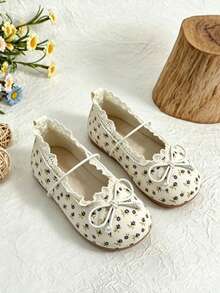 Girls' Floral Mary Jane Shoes, Fresh All-Over Small Ditsy Floral, Delicate Lace Trim Around The Opening, Paired With Tiny Bow And Elastic Thin Strap, Loose Round Toe, Soft Flat Sole, Mori Style Gentle, Versatile For Daily Wear - Multicolor - View 1