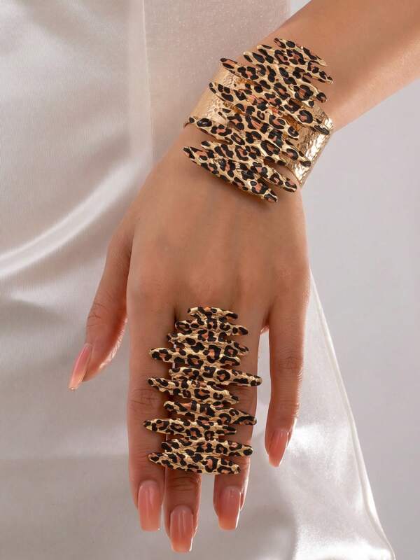 2pcs Vintage Sexy Exaggerated Leopard Print Geometric Wide Bangle & Ring Set, Suitable For Women's Daily And Party Wear