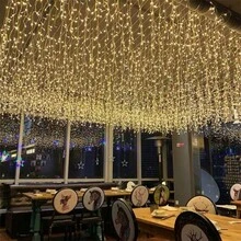 Christmas LED Fairy Waterfall Lights, Battery Powered, 8 Lighting Modes, Window Icicle Lights, New Year Party, Wedding, Bedroom, Living Room, Atmosphere Hanging Decoration Lights - Battery-operated Icicle String Lights - View 5