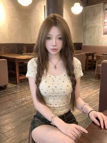 女士甜美花卉荷叶边方领短袖T恤，夏季 - 杏色 - 查看 2