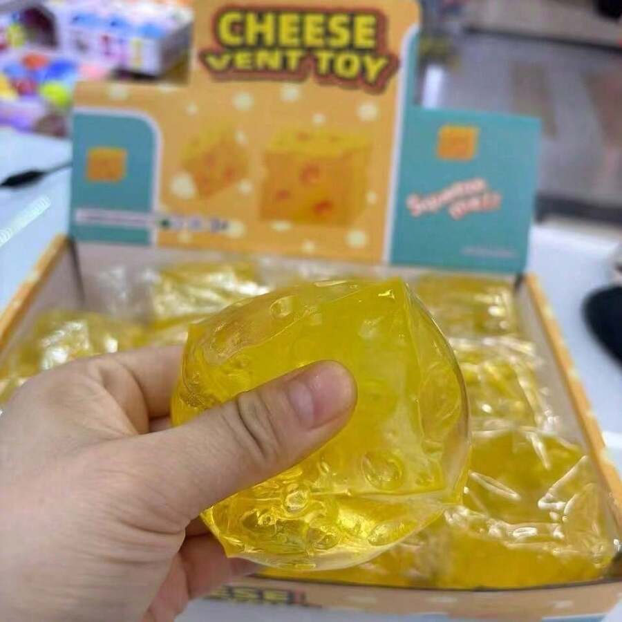 1 Peça Brinquedo de Apertar Cubo de Queijo de Gelatina, Perfeito para Feriados, Presentes de Aniversário, Halloween, Ação de Graças, Natal, Dia do Trabalho, Volta às Aulas, Presentes de Festa, Macio, Aperto Crocante, Aperto de Manteiga Crocante, Apertar, Bola de Gelatina, Brinquedo de Estresse Macio, Aperto de Bolinho, Brinquedos para Meninas, Btsarmy, Materiais Escolares