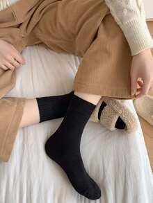 3雙女款純色冬季加厚保暖休閒百搭毛圈中筒襪 - 彩色 - 查看 5