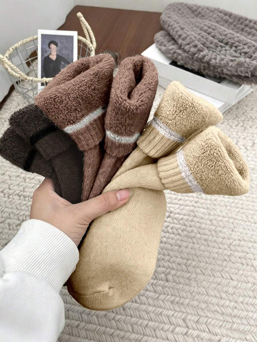3雙女款純色冬季加厚保暖休閒百搭毛圈中筒襪 - 彩色 - 查看 1