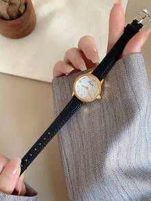 1 pieza Reloj de cuarzo para mujer estilo retro con correa ajustable, forma elíptica con escala de números romanos, compacto y perfecto para uso diario - Negro - Ver 3