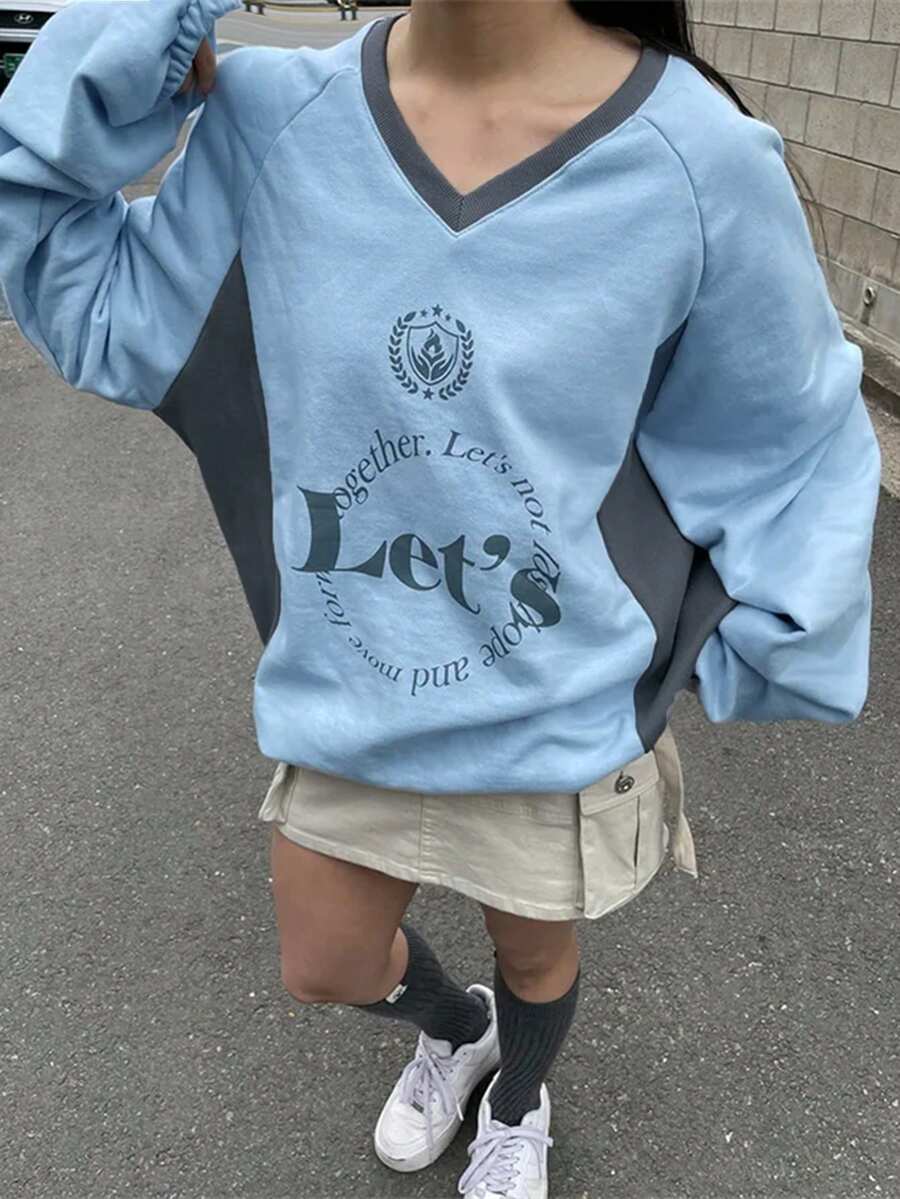 Japanese Letter Street Vintage Print Colorblock V-Neck Loose Sports Sweatshirt Tops - Blue - View 1