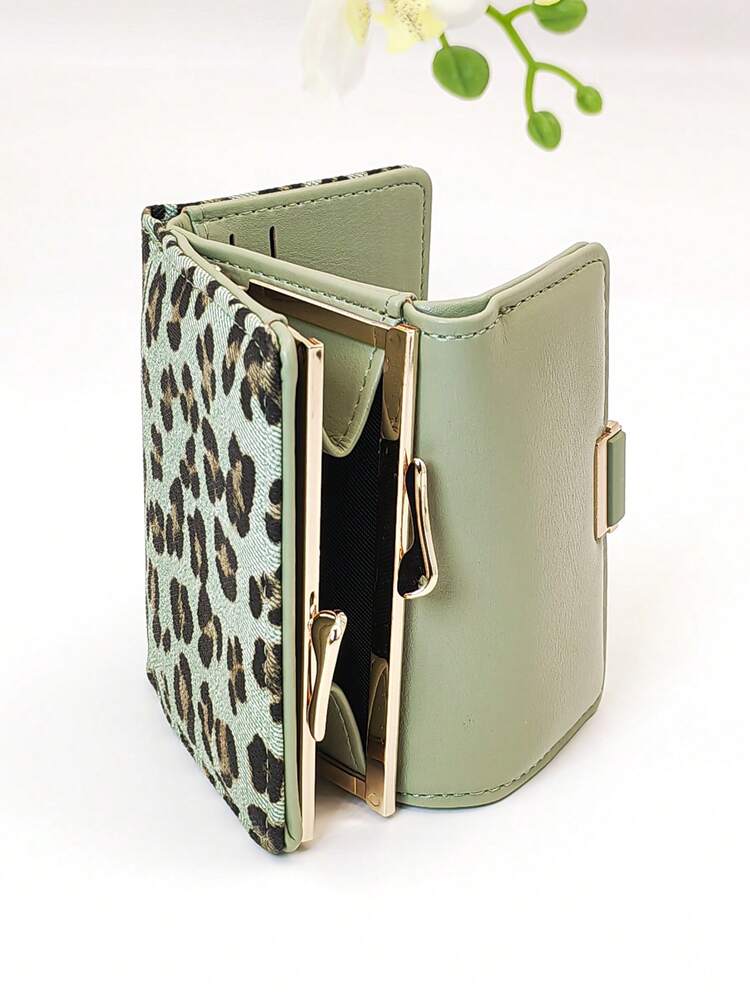 Leopard Print Snap Closure Short Women's Wallet, Three-Fold Multi-Function Purse, Solid Color Snap Closure Short Women's Wallet, Three-Fold Multi-Function Purse - Green - View 4
