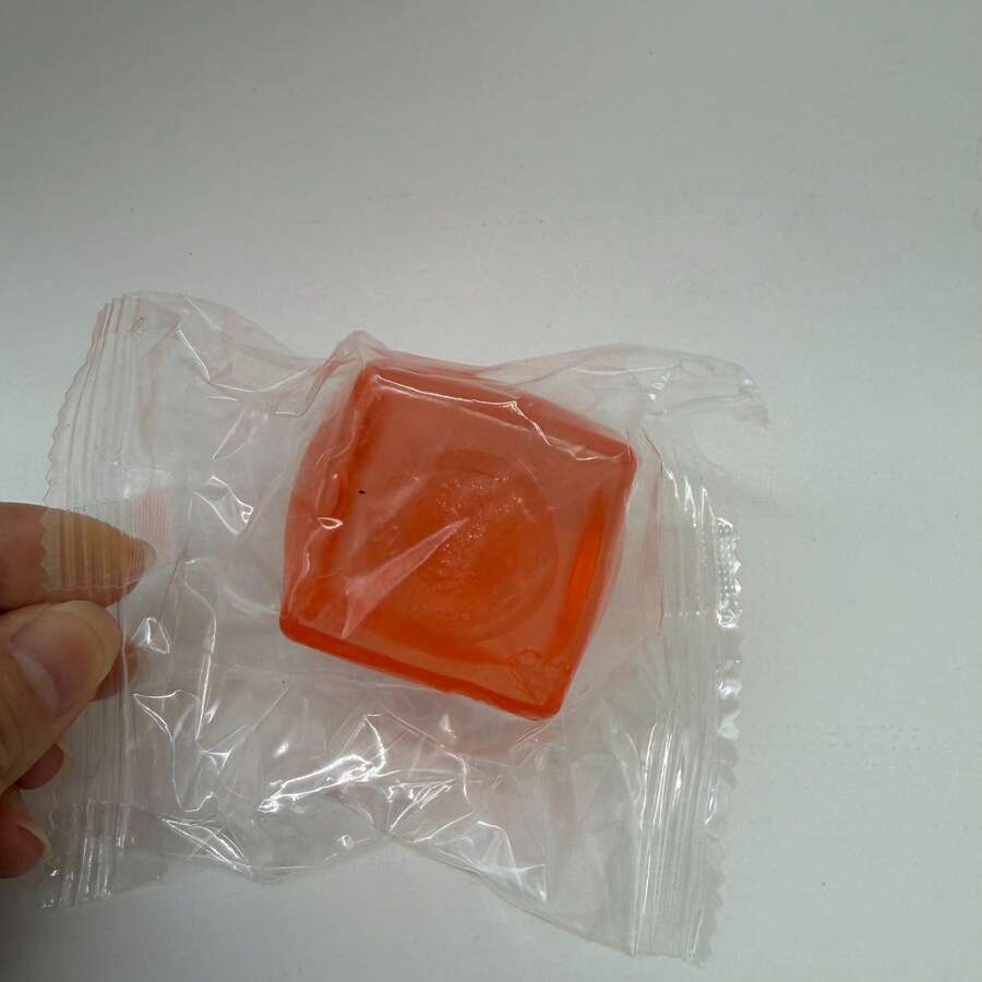 1pc Ice Cube Shaped Slow Rebound Squeeze Soft Transparent Gel Hand Relief Tool, Adult Anxiety Relief Sensory Relaxation Office Study Break Stress Relief Portable Hand Massage Accessory