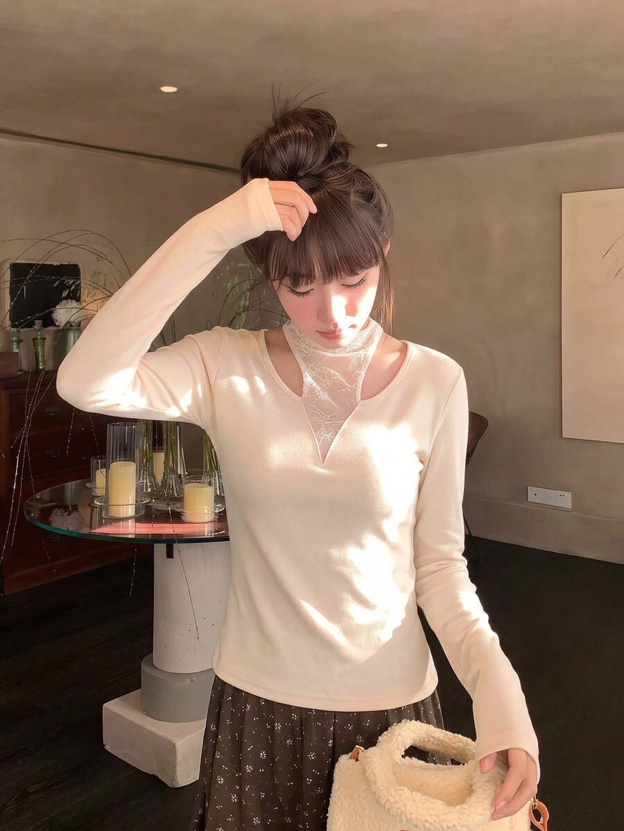 Kaos Wanita Model Halter Neck Patchwork Renda Terbaru Musim Gugur, Potongan Slim Fit, Atasan Lapisan Dasar yang Menawan untuk Musim Panas - Aprikot - View 1