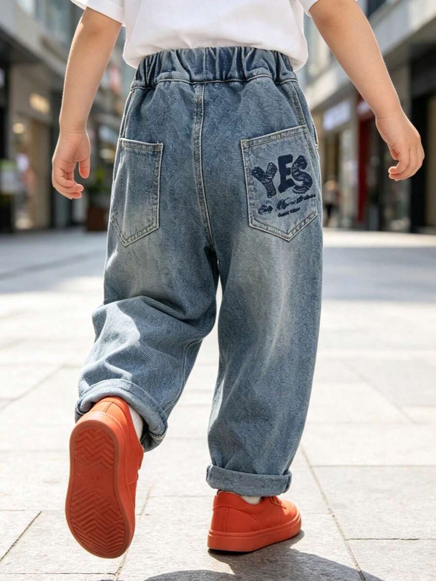 Young Boy Casual Fashion Street Style Daily Commute Versatile Elastic Waist Letter Print Washed Tapered Leg Jeans - Baby Blue - View 1