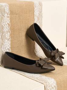 Pointed Toe Low Vamp Bow Flat Shoes, Delicate Satin Texture Soft And High-End Feel, Versatile Shoes. - Light Brown - View 4