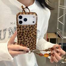 Y2K Retro Sweet Cool Leopard Print Heart Phone Case, Compatible With IPhone 17/17 Pro/17 Pro Max/16/15 Pro Max, With Lanyard, Full Coverage Dual Layer Shockproof Phone Protective Cover - Khaki - View 1