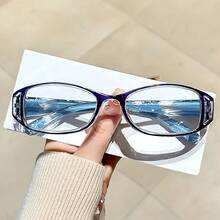 4 piezas Gafas de lectura de moda, unisex - Gafas de lectura, montura cuadrada, bisagras de resorte, gafas ópticas retro elegantes, ligeras y casuales, ultra claras, antifatiga, adecuadas para oficina, computadora y uso diario, mejor regalo para personas mayores, aumento de 1X a 4X, accesorios de gafas para mujeres - A - Ver 46