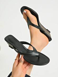 Sandal Selop Bertumit Rendah Suede Gaya Prancis Terbaru Musim Panas 2026, Sandal Selop Serbaguna untuk Aktivitas Luar Ruangan - Hitam - View 6