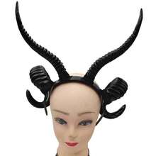 1pc/Fashionable Creative Realistic Ram Horn Headband, Devil Costume Prop Dark Style Headband Succubus Accessory, Suitable For Party Makeup Ball Costume Headband,Halloween - Pink - View 3