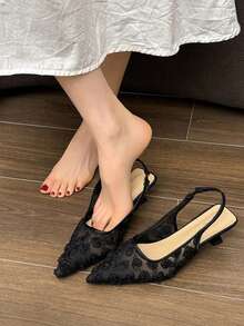 Sepatu hak tinggi model slingback ujung runcing hitam terbaru untuk wanita, dengan hak kitten jala dan tali pergelangan kaki, Musim Semi/Musim Gugur. - Hitam - View 2
