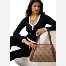 Guess حقائب اكتاف نسائية - بني - مشاهدة 3
