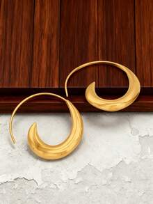 1 Par de Brincos de Argola Crescente Curvada Dourado Fosco, Joia de Orelha Minimalista em Formato C Grosso com Gancho Aberto, Sem Caixa. - brinco - Visão 2